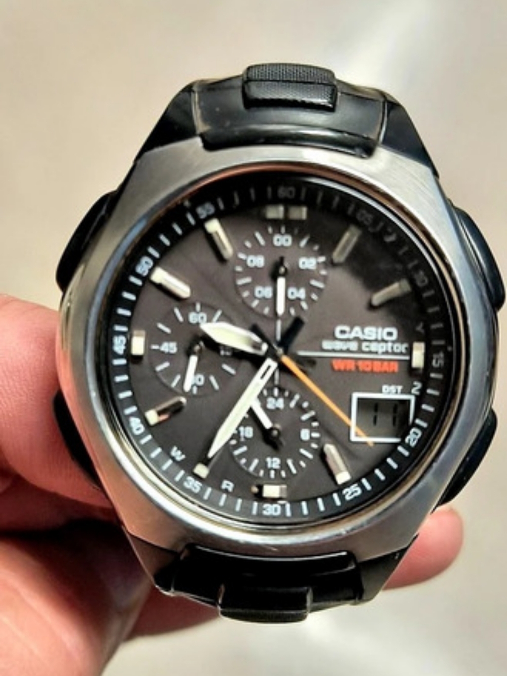 Casio Wave Ceptor Tough Solar WVQ-500 Chronograph Black & Silver